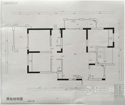 三室两厅两卫户型图